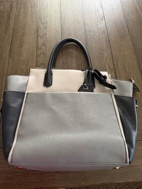 REED Modern American Luxury Colorblock Tote Bag Gray Cream Black